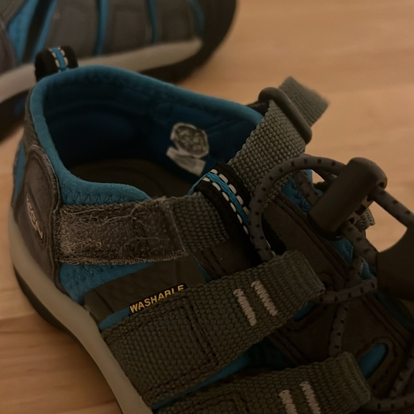 Keen Kids Sandals - Picture 7 of 8